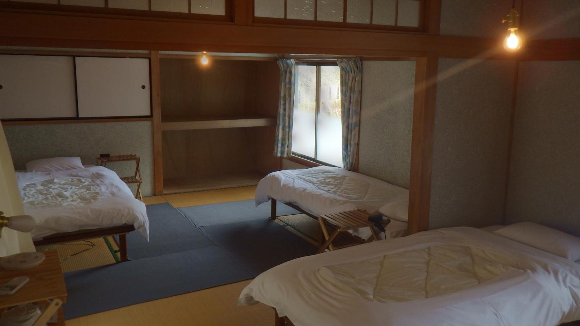 Cosmos Guesthouse Miyoshi  Eksteriør bilde